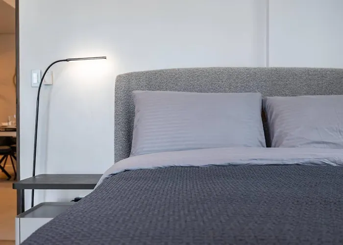 1br - 38 Park Ave It Park 60m2 - Balcony - 300 Mbps Lägenhet
